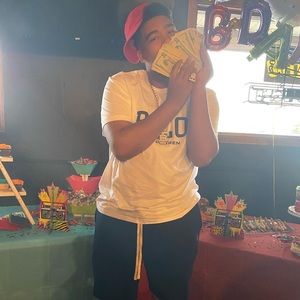 Meet your Posher, Torrian